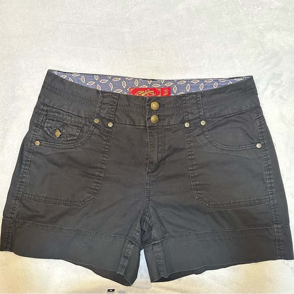 Black Women's Shorts - Picture 1 of 4